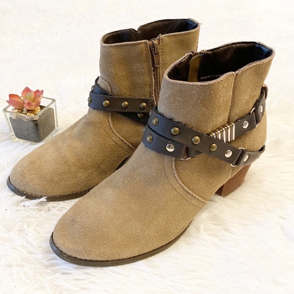 DOLCE VITA jacy Anthropologie Taupe Harness Suede Heel Ankle Boot women size 9.5 - Picture 5 of 11